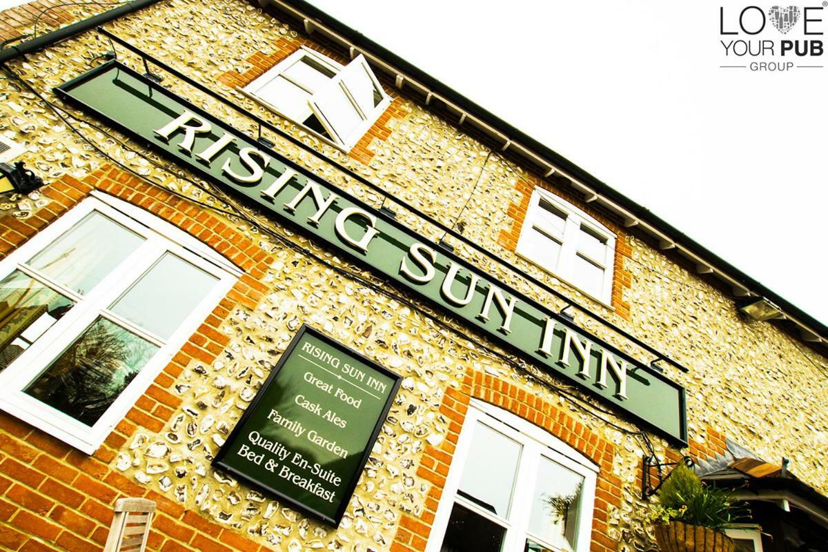 The Rising Sun Inn Waterlooville Exteriör bild